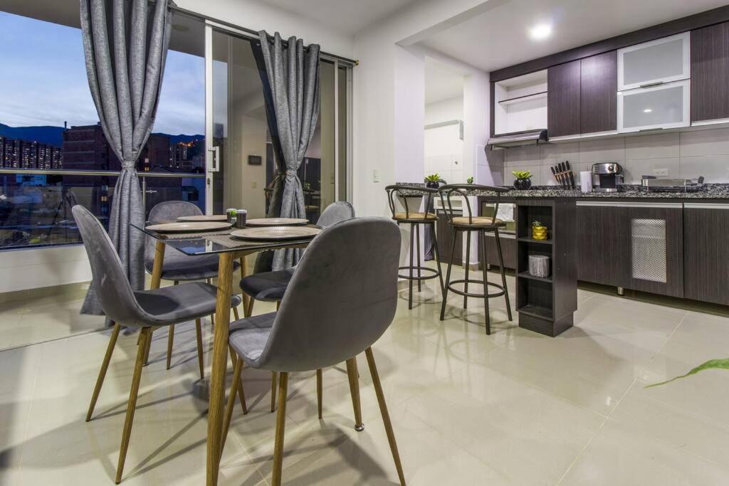 Amplio Apartamento En Calasanz - Estadio メデジン エクステリア 写真