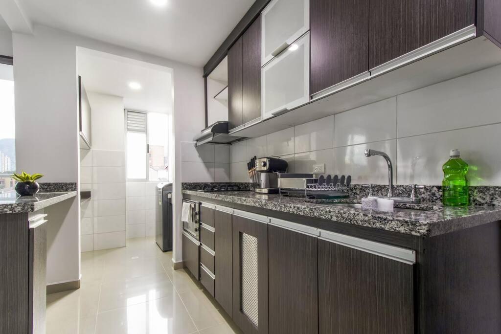 Amplio Apartamento En Calasanz - Estadio メデジン エクステリア 写真