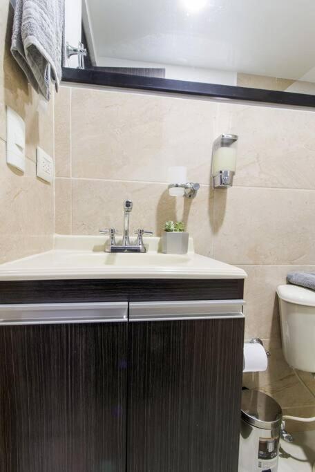 Amplio Apartamento En Calasanz - Estadio メデジン エクステリア 写真